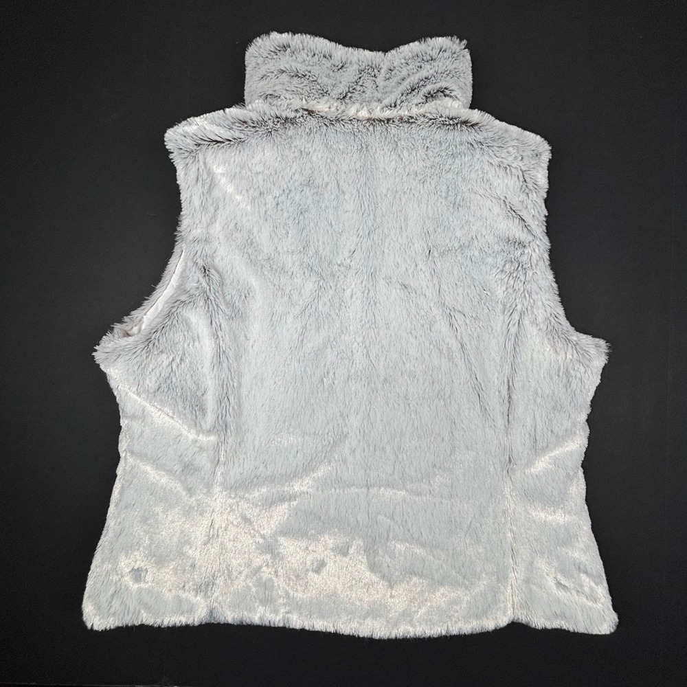 Women's SOFT Faux Fur Reversible Vest Quilted XL Gray White Zip Up Pockets EUC - Picture 5 of 9